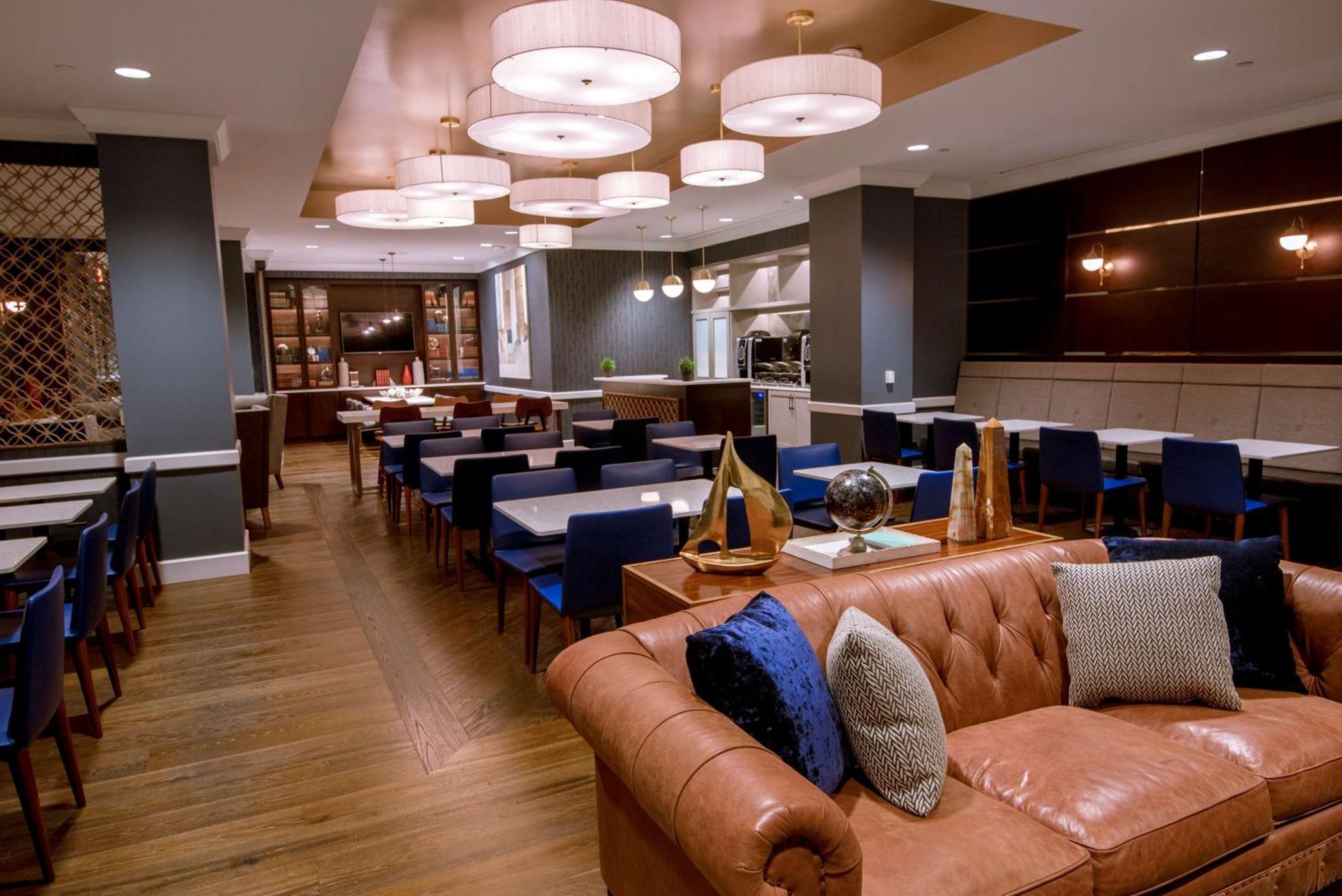 Hilton Chicago Oak Brook Hills Resort & Conference Center מראה חיצוני תמונה