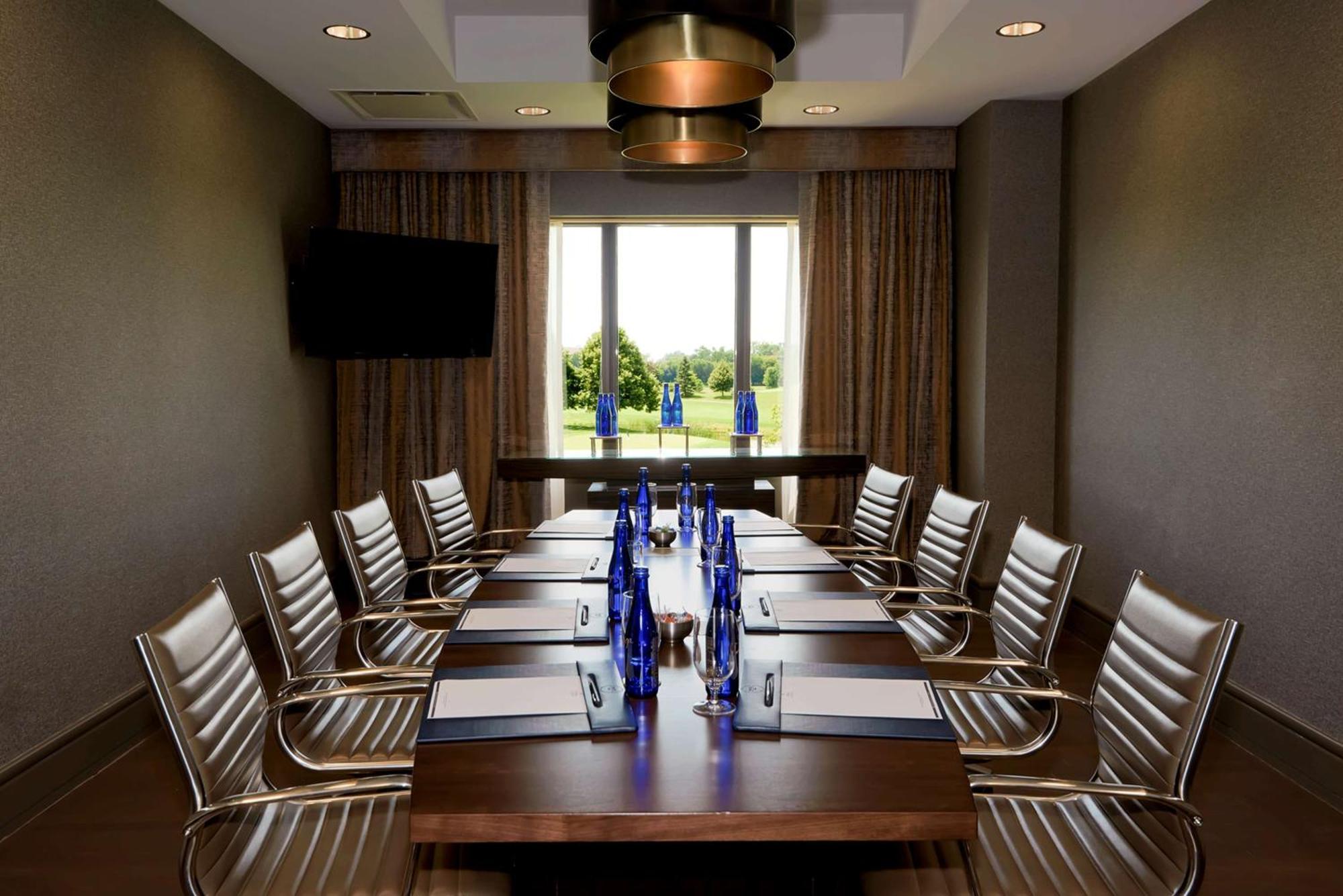 Hilton Chicago Oak Brook Hills Resort & Conference Center מראה חיצוני תמונה