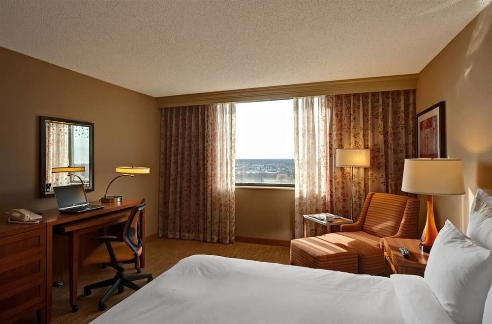 Hilton Chicago Oak Brook Hills Resort & Conference Center מראה חיצוני תמונה